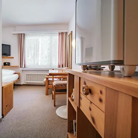 Apartment Paradies 205 *